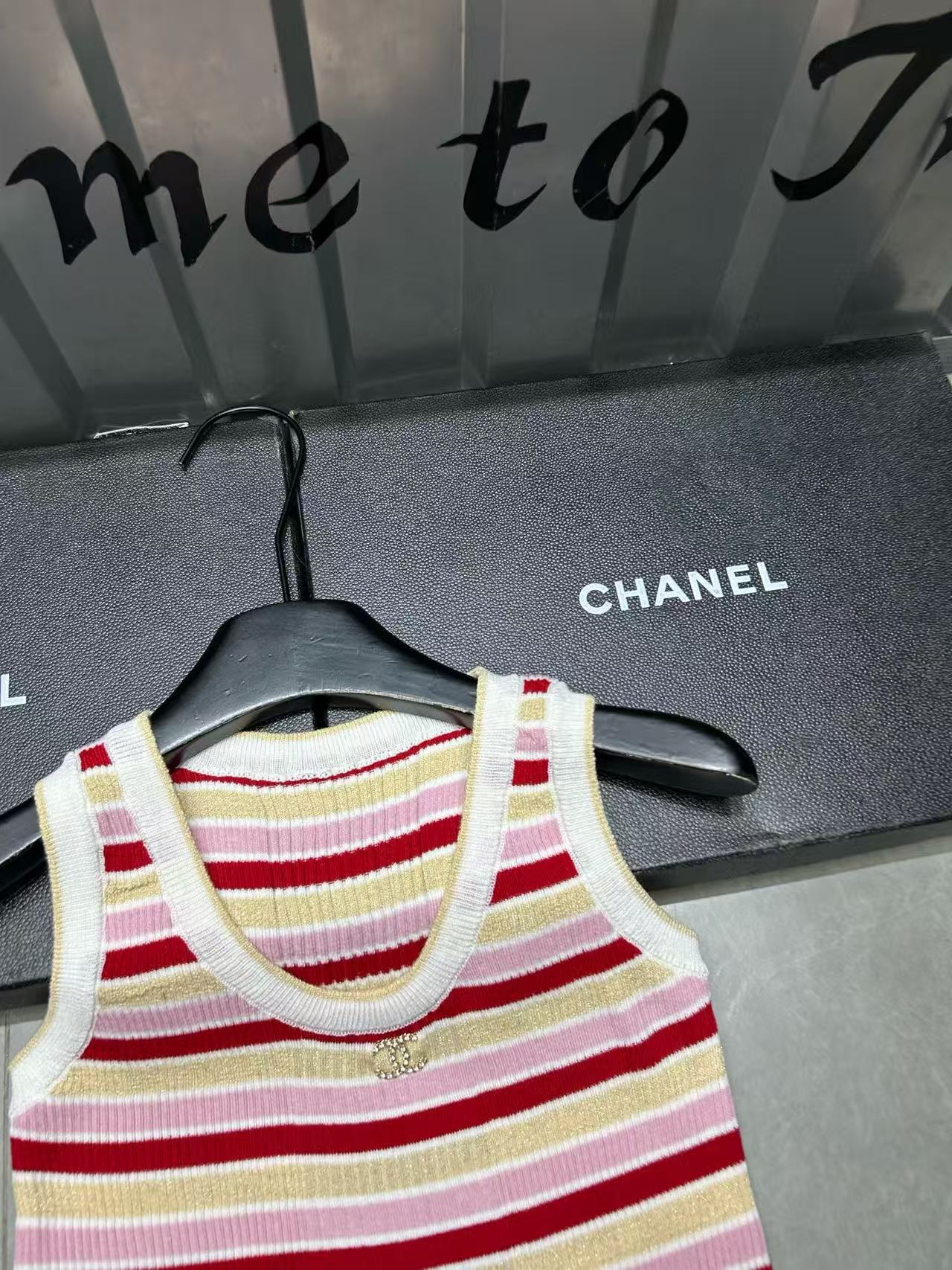 CHANE1 ダブルC ストライプウールベスト【50％割引+送料無料】