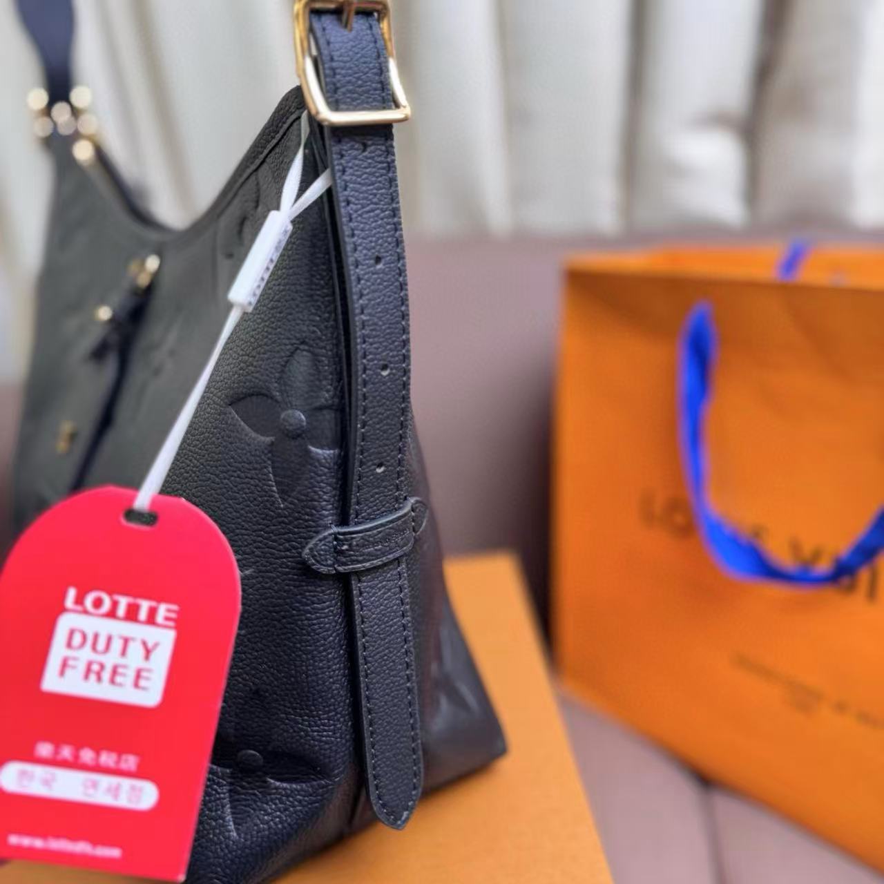 LVの高品質エンボス加工アンダーアームバッグ【50％割引+送料無料】