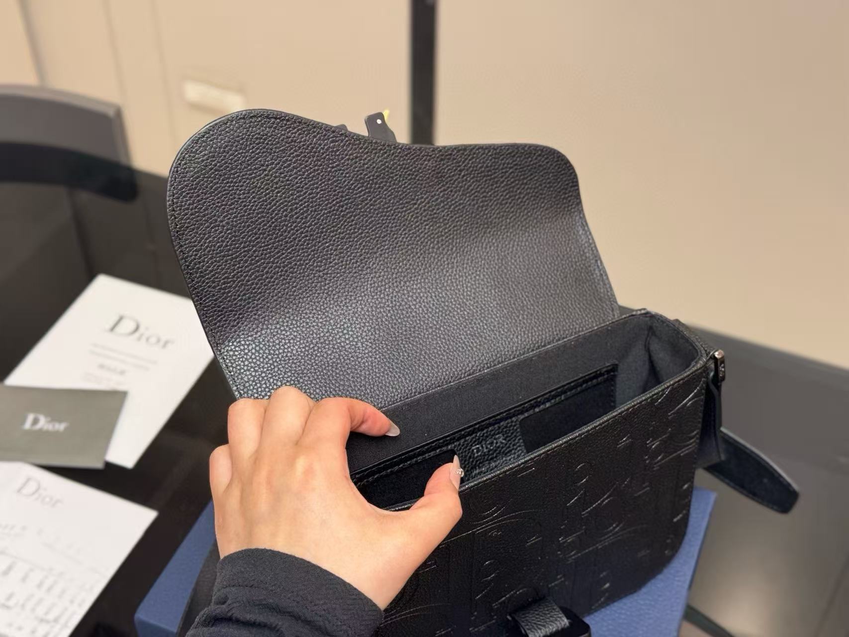 DI0Rメンズシングルショルダークロスボディバッグ【50％割引+送料無料】