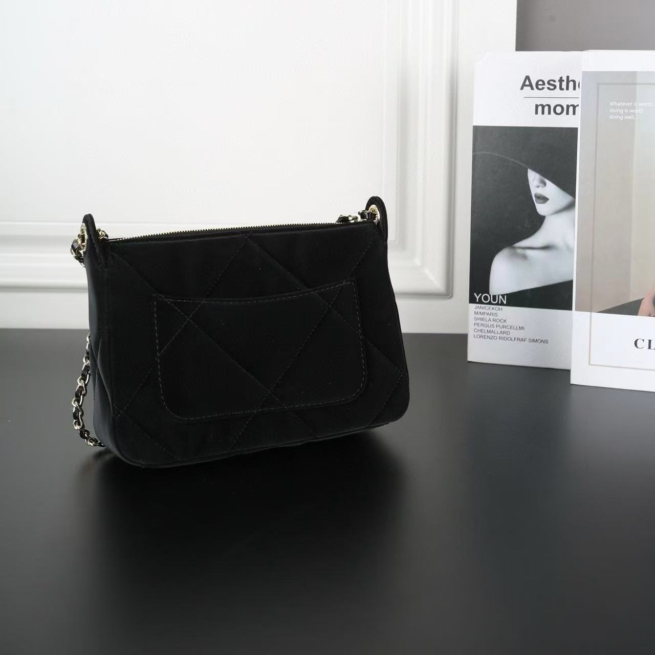 CHANE1 ベルベットディアスキンチェーンバッグ【50％割引+送料無料】