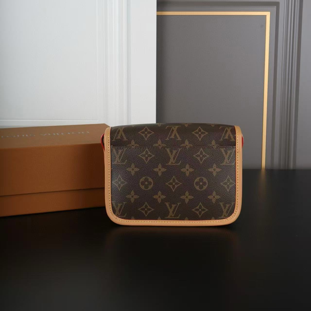 LVプリントサドルバッグ【50％割引+送料無料】