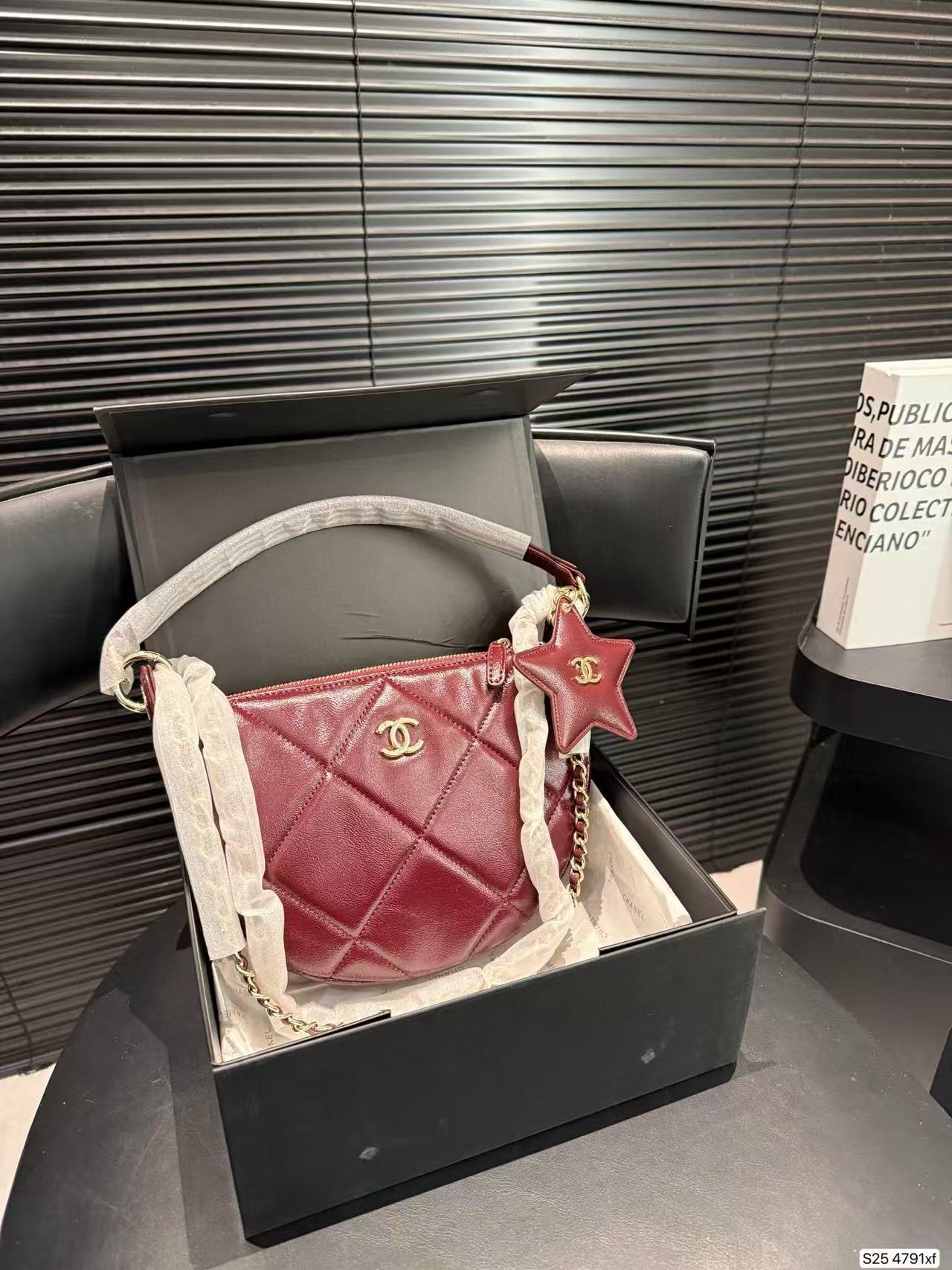 CHANE1 五芒星 ハーフサークルバッグ【50％割引+送料無料】