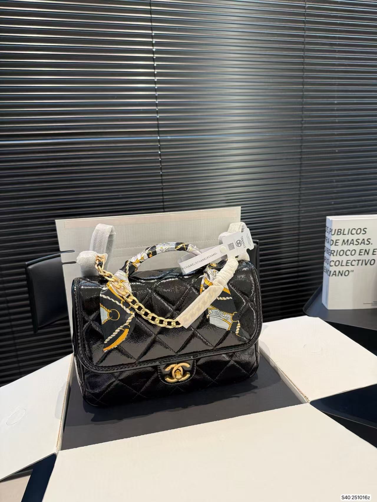 CHANE1 高品質チェーンバックパック【50％割引+送料無料】