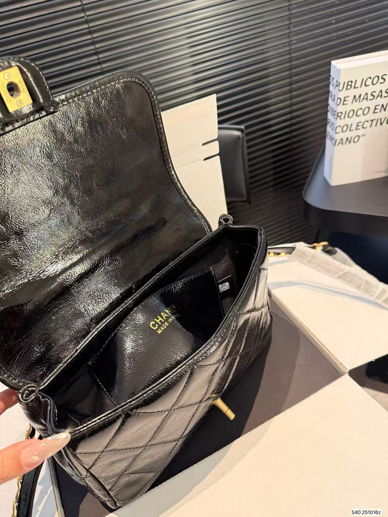 CHANE1 高品質チェーンバックパック【50％割引+送料無料】