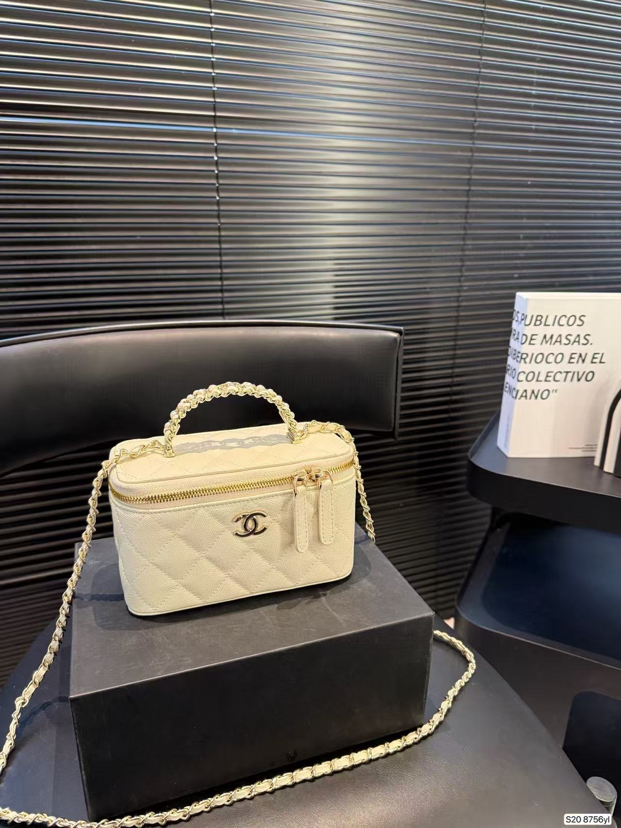 CHANE1 ハンドルチェーン メイクケース【50％割引+送料無料】