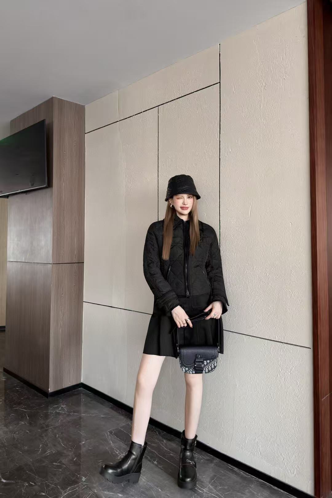 DIORのチェック柄ジップアップジャケット【50％割引+送料無料】