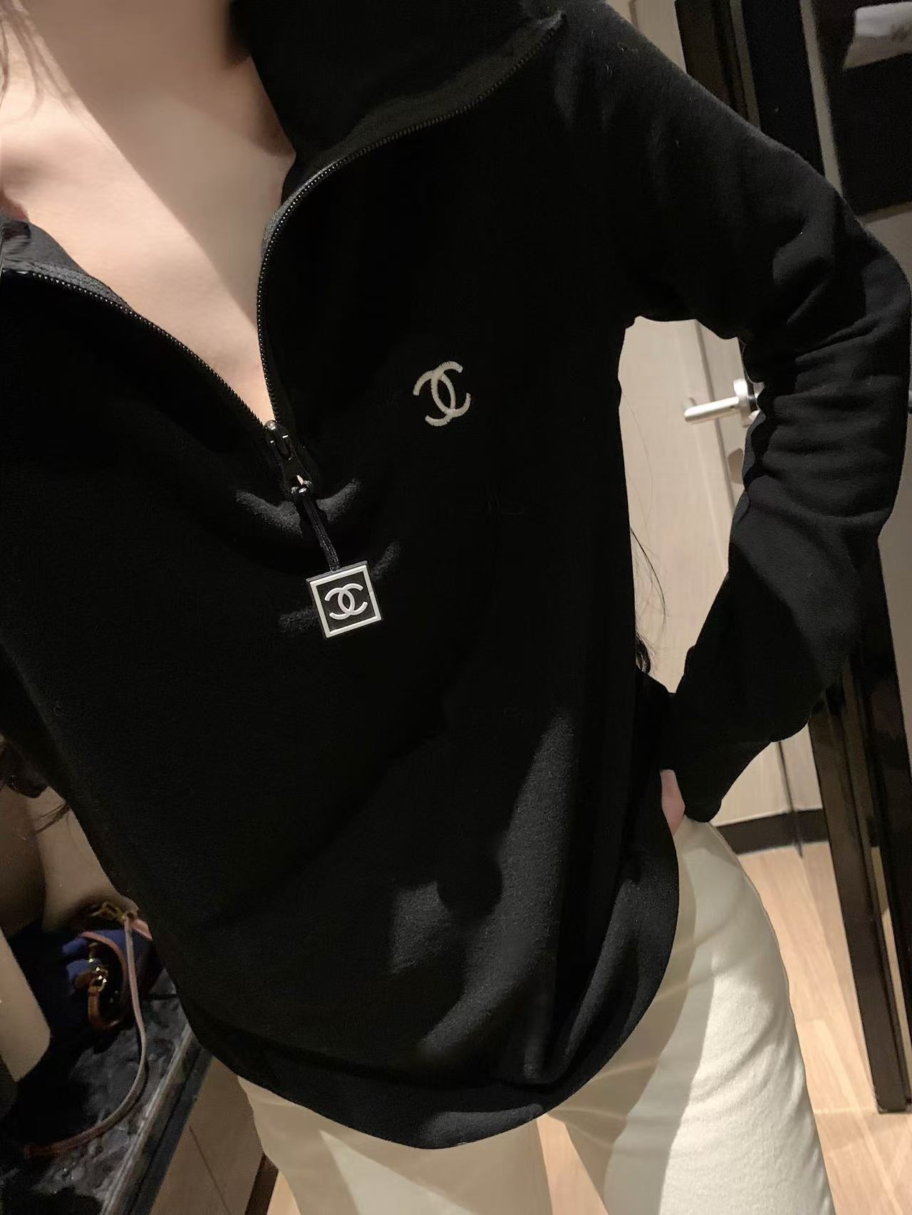 CHANE1 ハーフジップ フード付き ロングスリーブ Tシャツ【50％割引+送料無料】