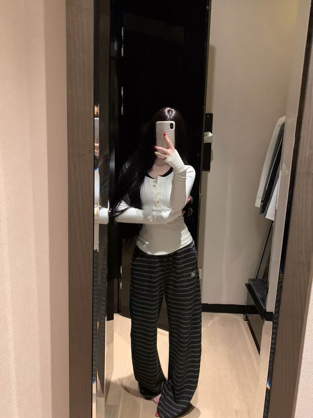 CEL1NEメタルボタン ロングスリーブTシャツ【50％割引+送料無料】