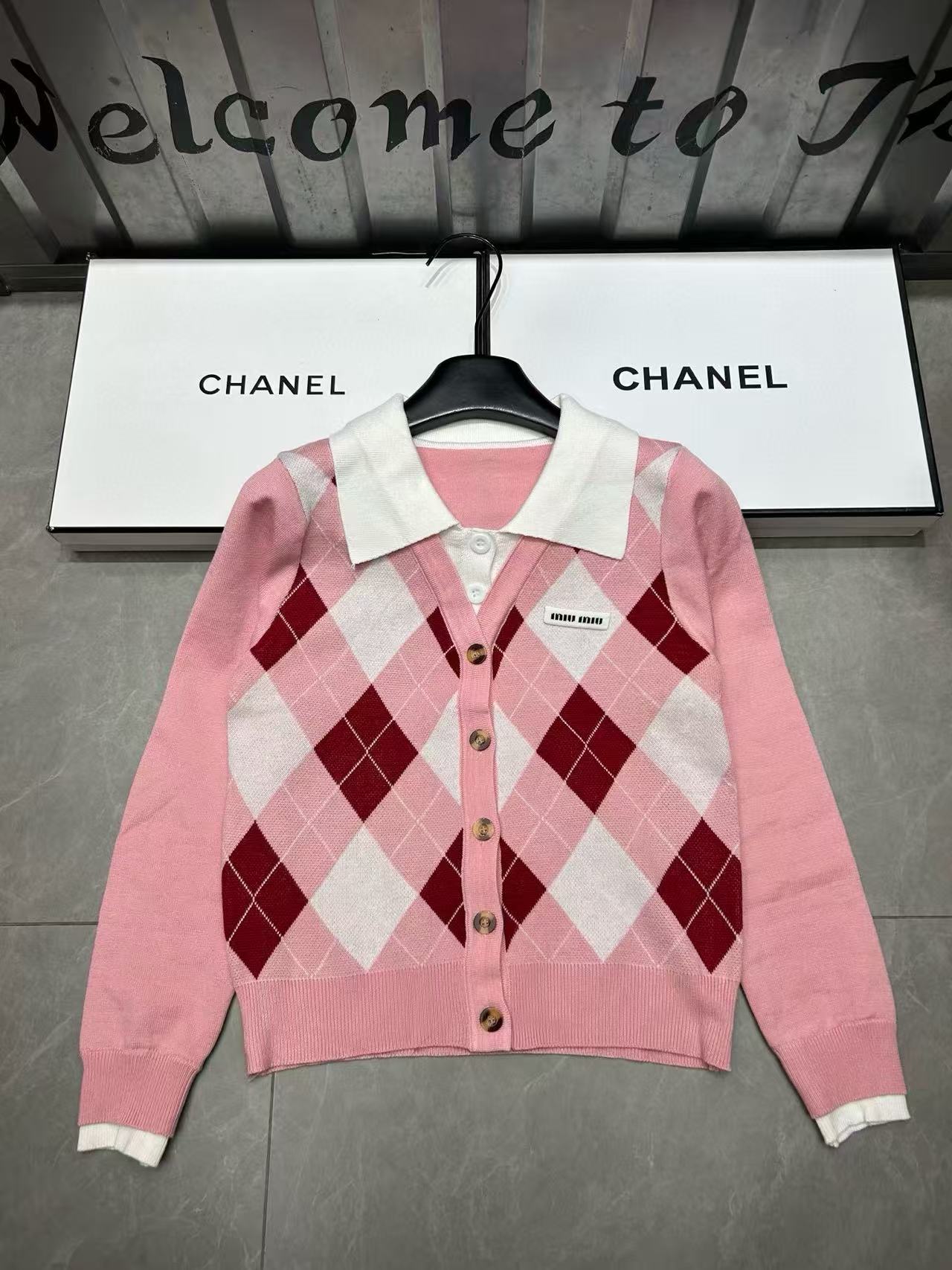 M1UM1U チェック柄ラペルウールカーディガン【50％割引+送料無料】