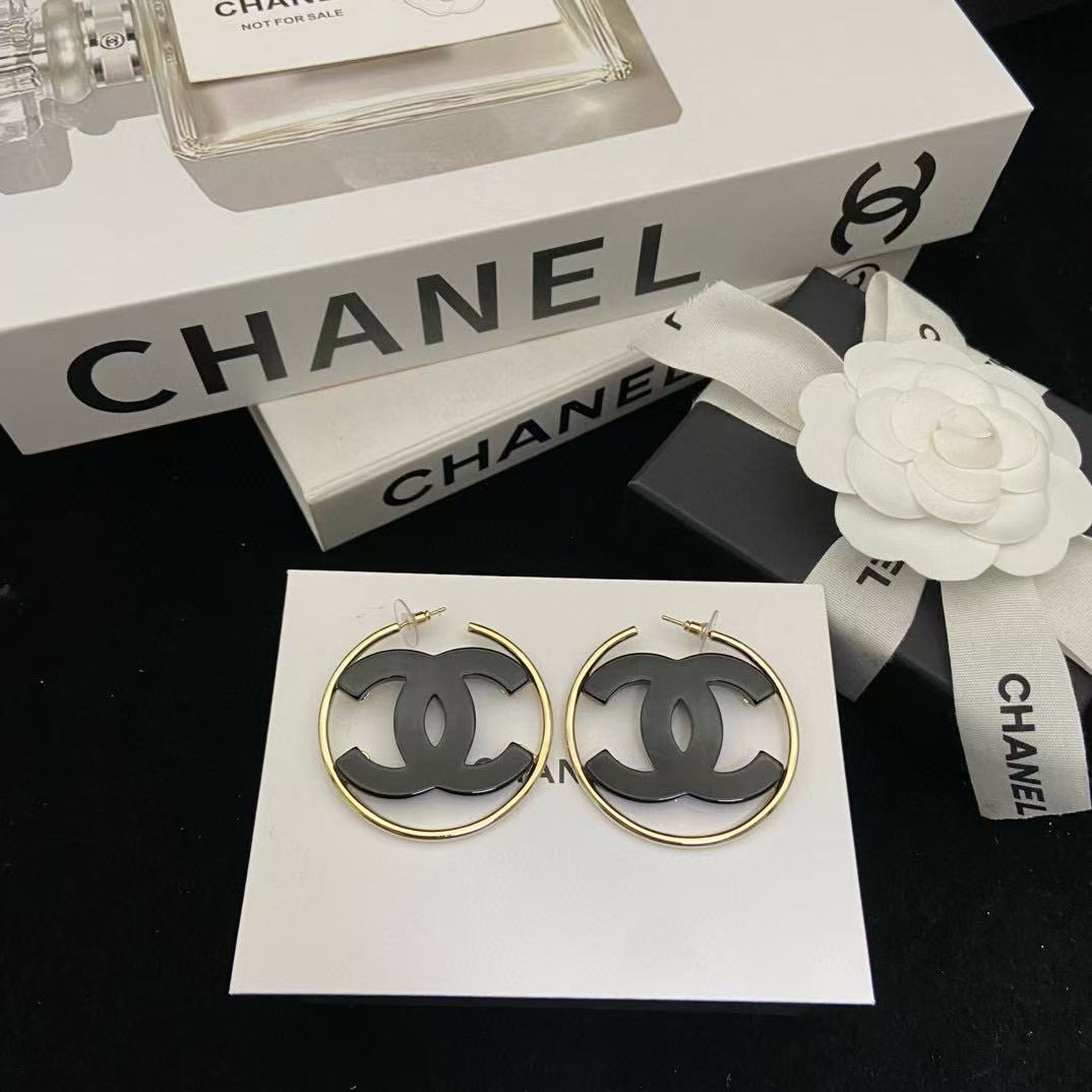 CHANE1 ダブルC ラウンドイヤリング【50％割引+送料無料】