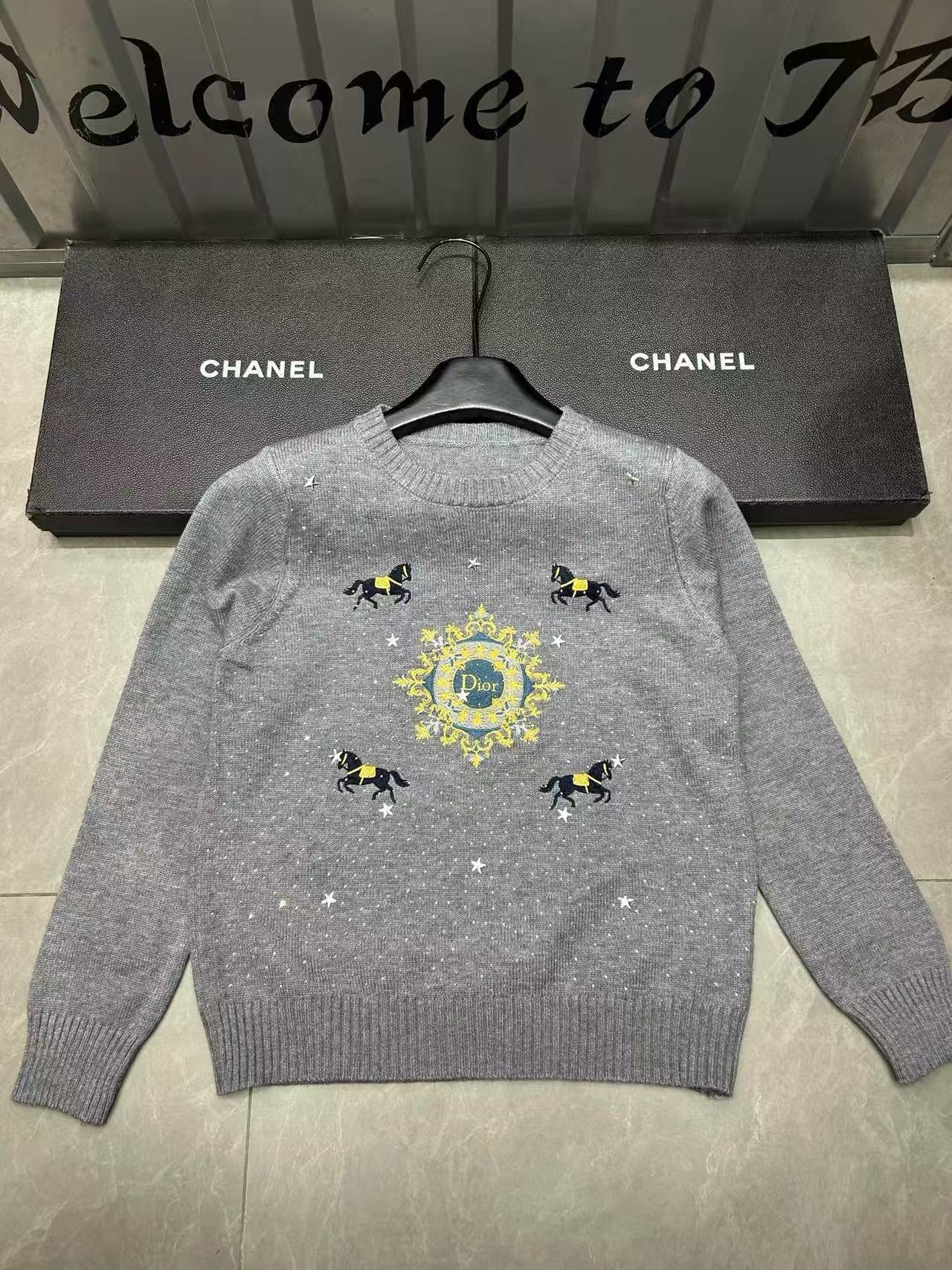 DIOR刺繍ラインストーンセーター【50％割引+送料無料】