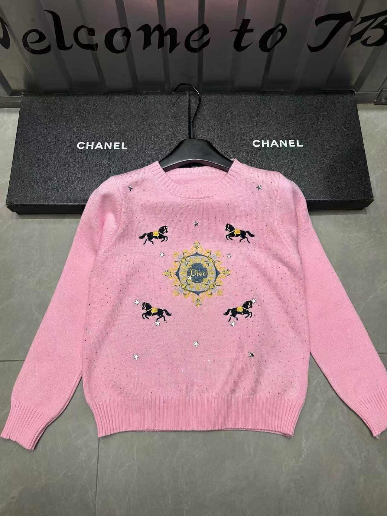 DIOR刺繍ラインストーンセーター【50％割引+送料無料】