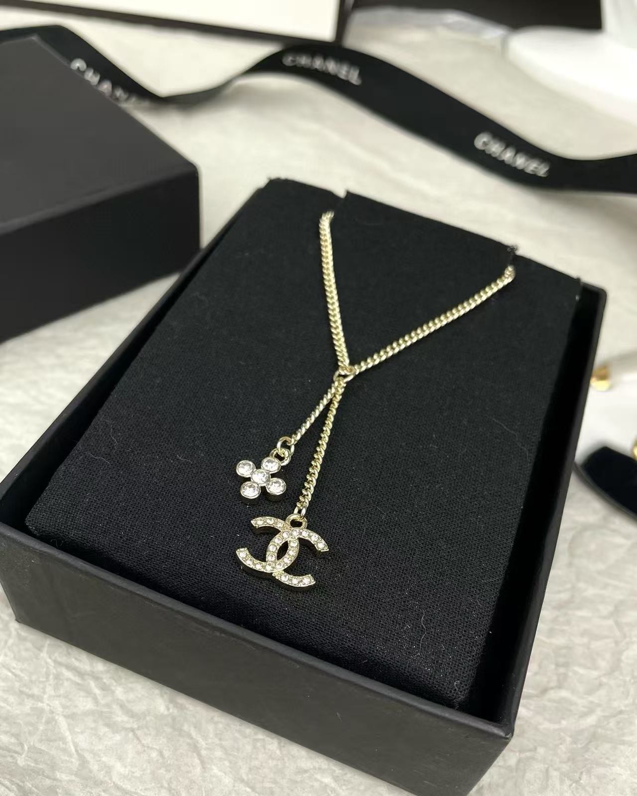 CHANE1 クローバー ダブルC ネックレス【50％割引+送料無料】