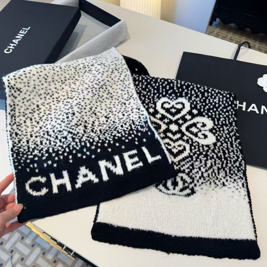 CHANE1 ダブルC ハート カシミアスカーフ【50％割引+送料無料】