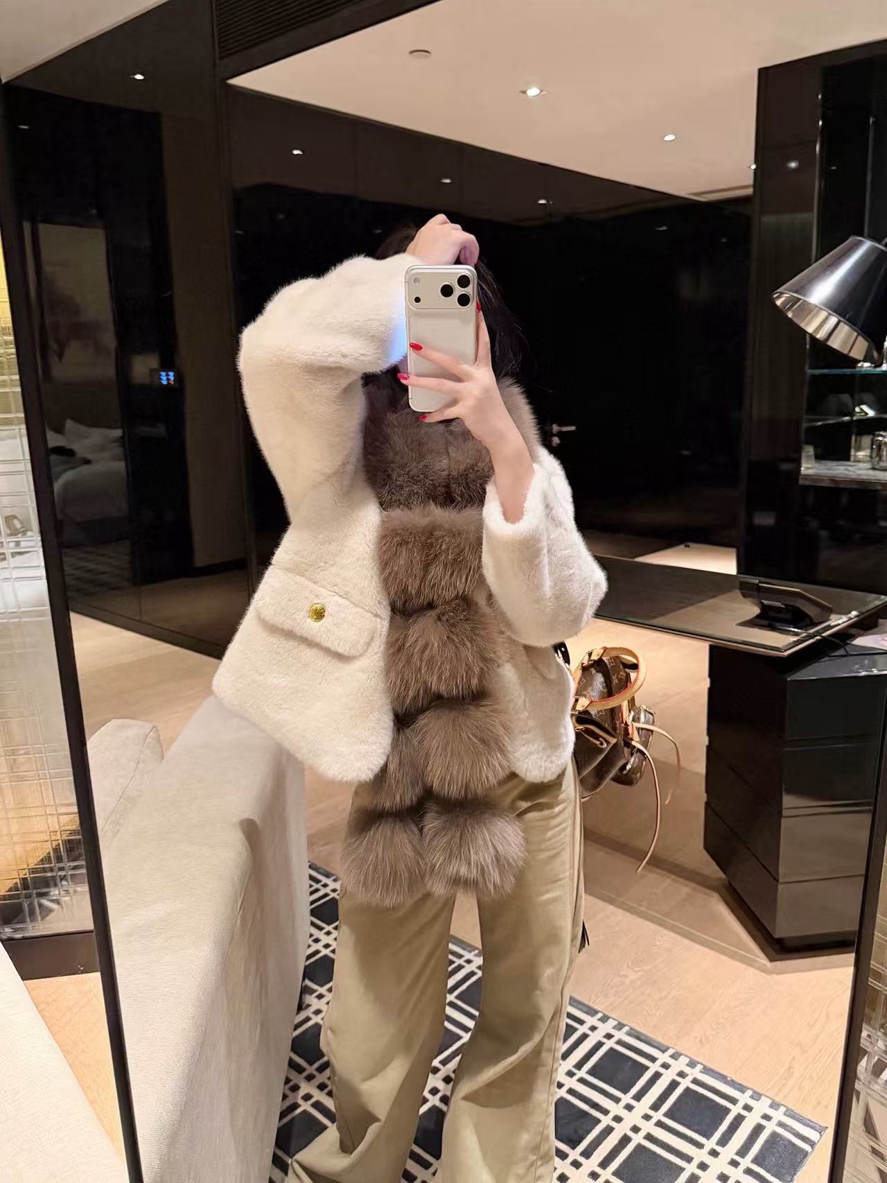 CEL1NE メタルボタン フォックスファーコート【50％割引+送料無料】