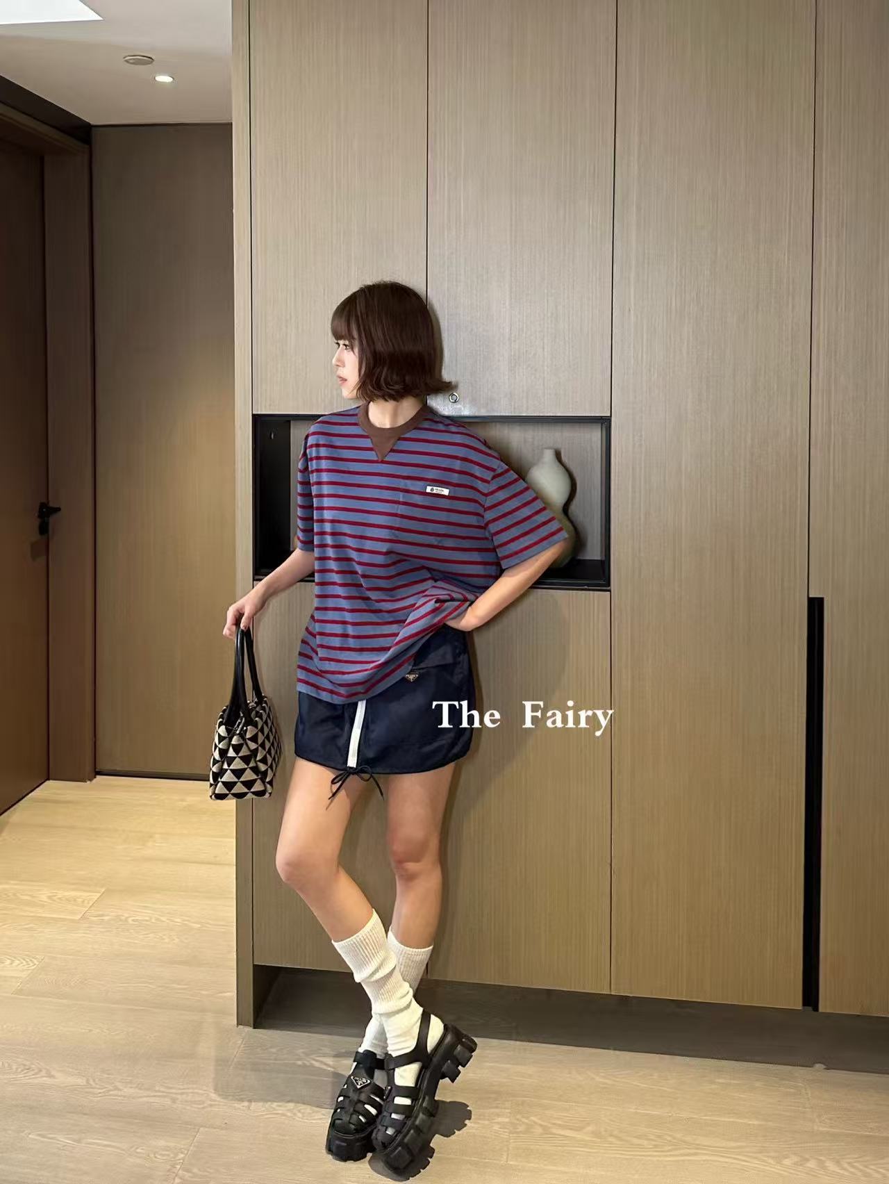 M1UM1U ストライプTシャツ【50％割引+送料無料】