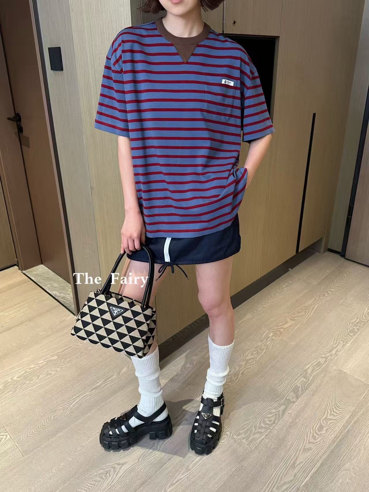 M1UM1U ストライプTシャツ【50％割引+送料無料】