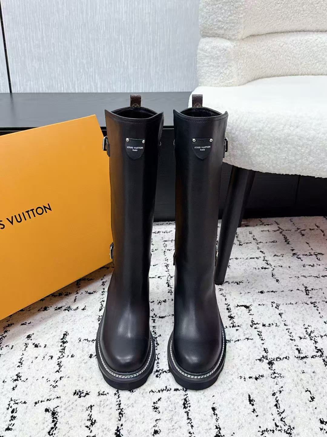 LV 高品質シンプルレザーロングブーツ【50％割引+送料無料】