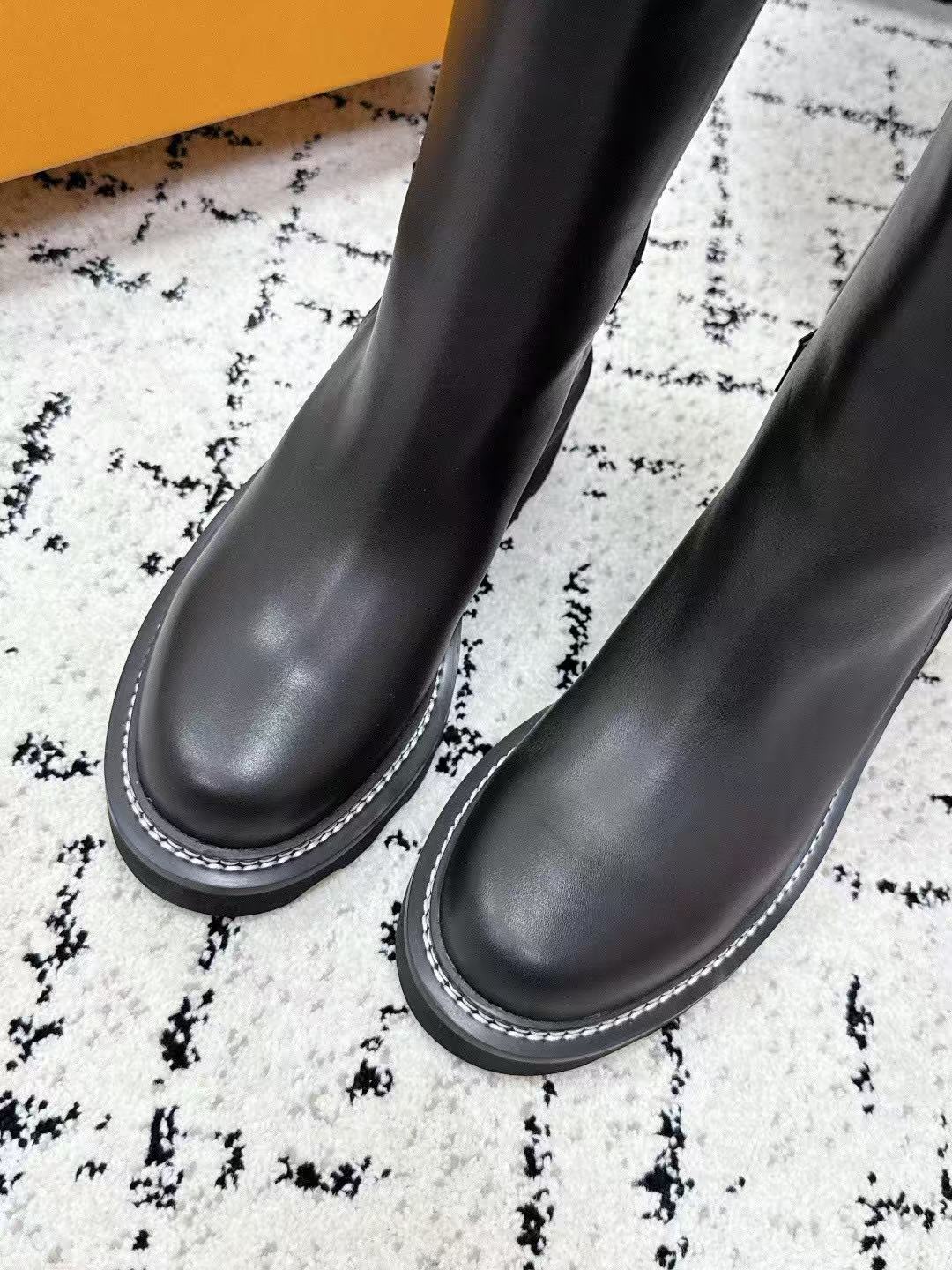 LV 高品質シンプルレザーロングブーツ【50％割引+送料無料】