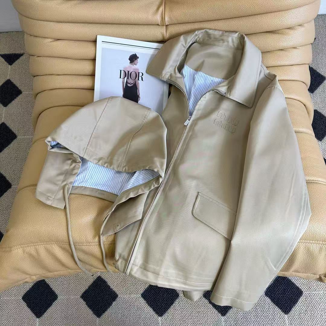 M1UM1U シンプルフードジャケット【50％割引+送料無料】