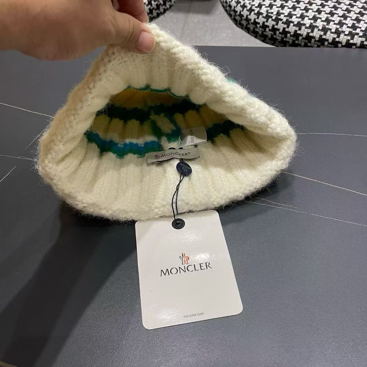 MONCLERストライプのカラーブロックウールハット【50％割引+送料無料】