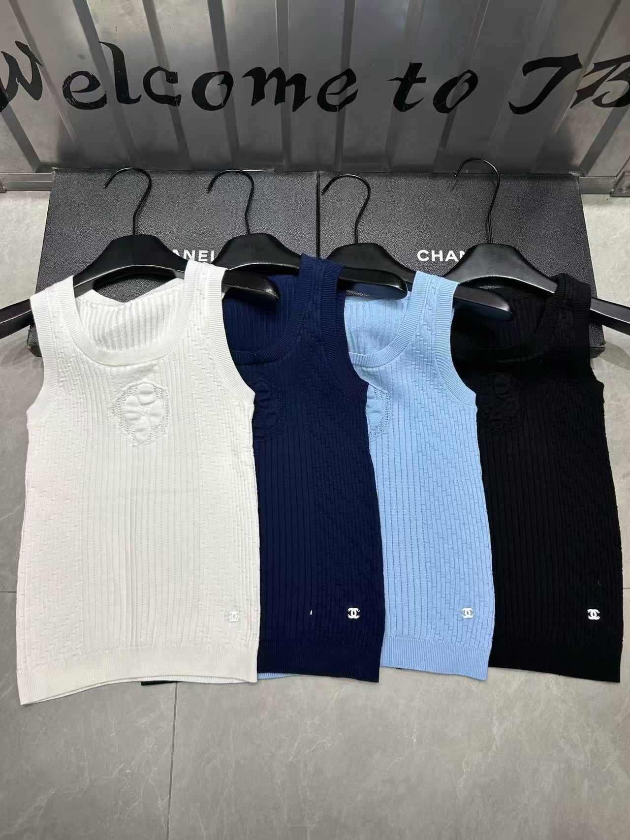 CHANE1 シンプルダブルCウールベスト【50％割引+送料無料】