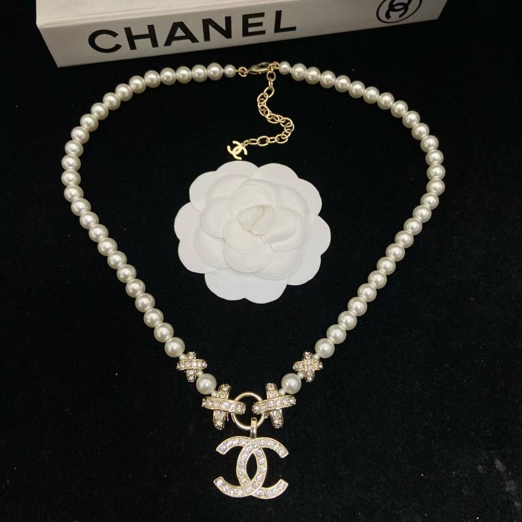 CHANE1 ダブルC パール＆ダイヤモンドネックレス【50％割引+送料無料】