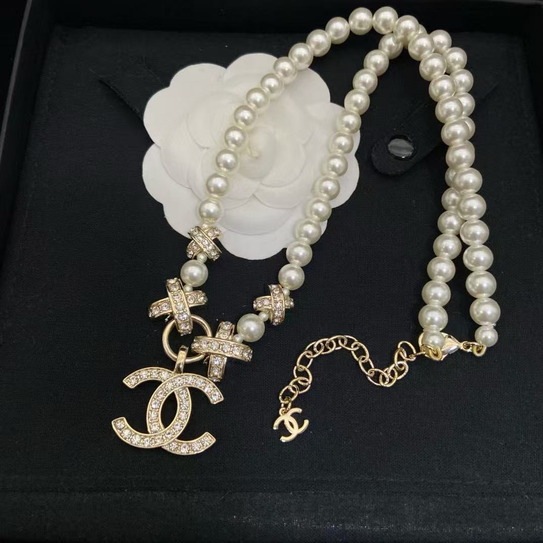 CHANE1 ダブルC パール＆ダイヤモンドネックレス【50％割引+送料無料】