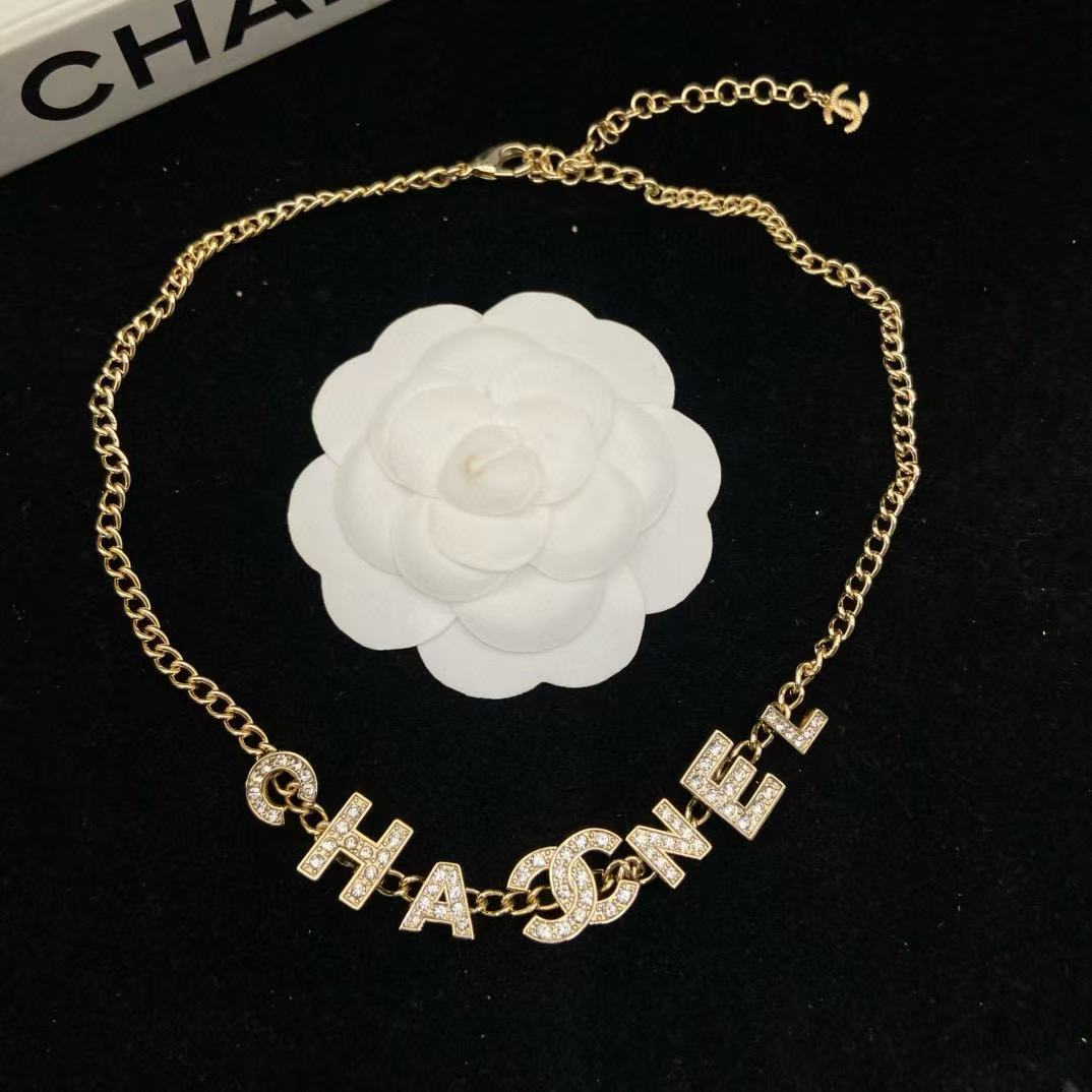 CHANE1 クラシックレター ダイヤモンドネックレス【50％割引+送料無料】