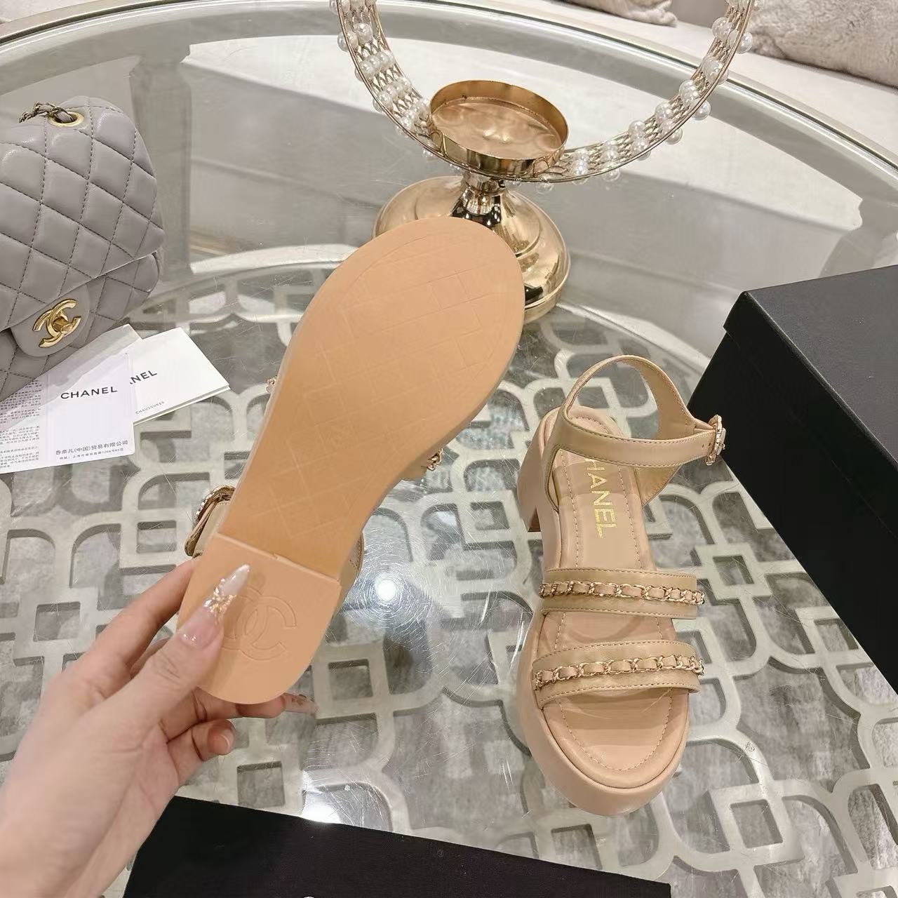 CHANE1 高品質ダブルCチェーンプラットフォームサンダル【50％割引+送料無料】
