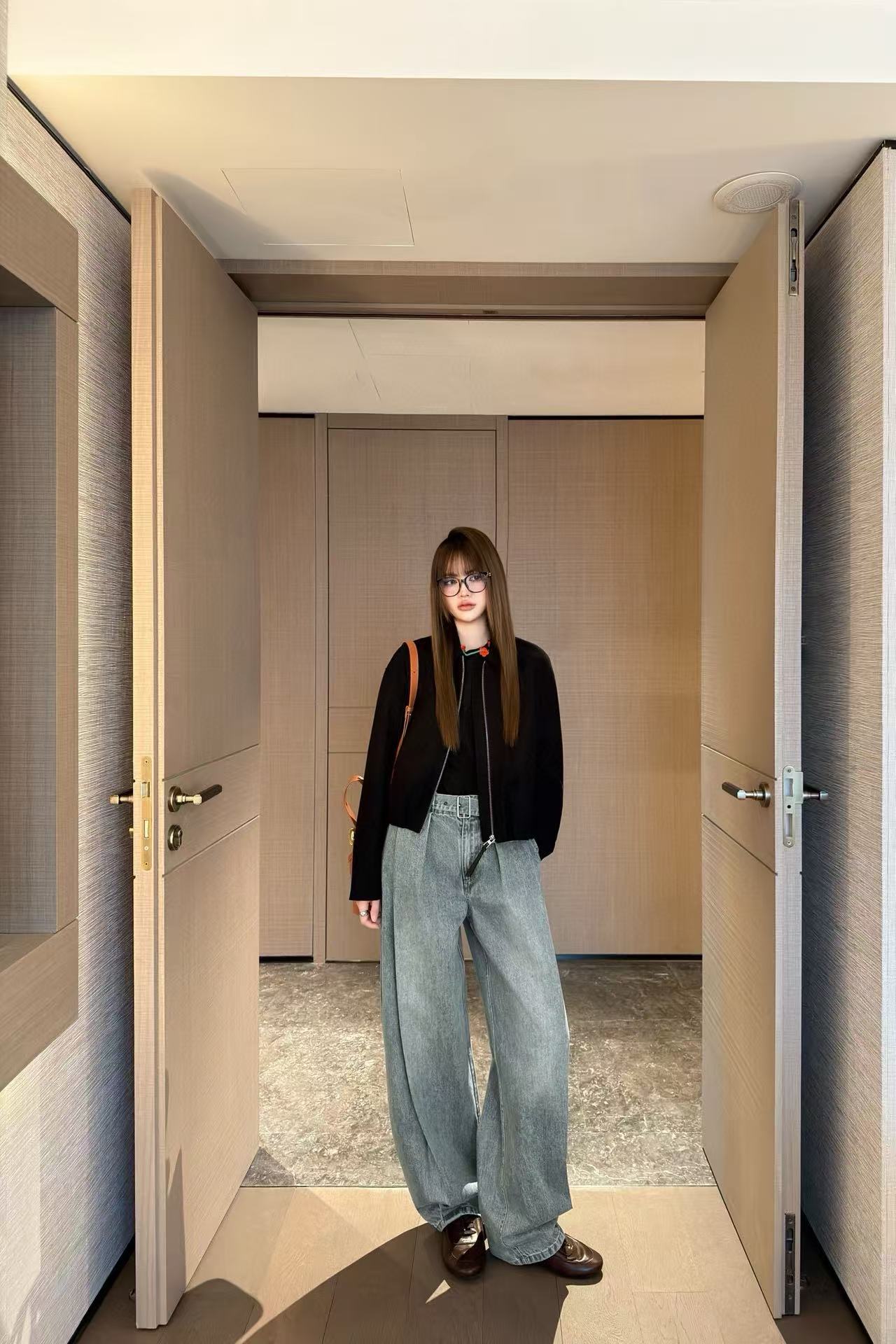 L0WEW ハイウエストジーンズ【50％割引+送料無料】