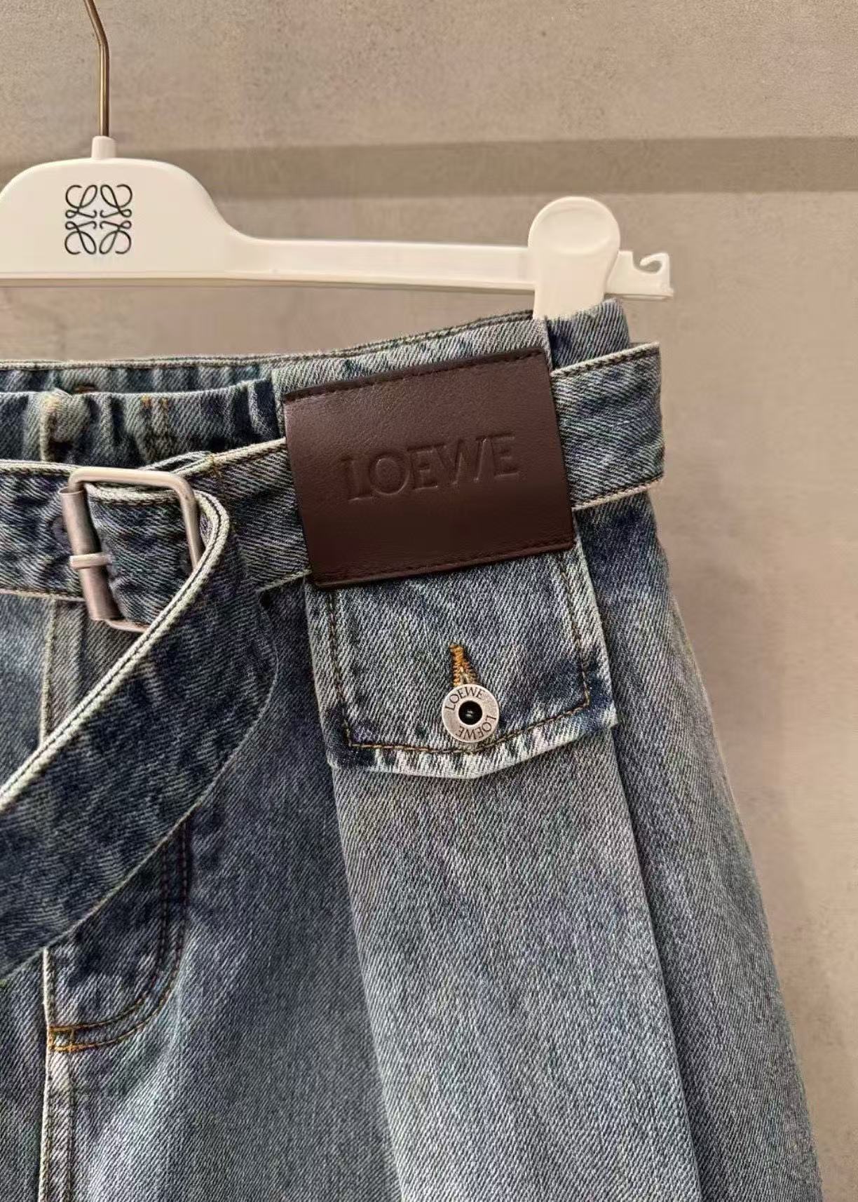 L0WEW ハイウエストジーンズ【50％割引+送料無料】