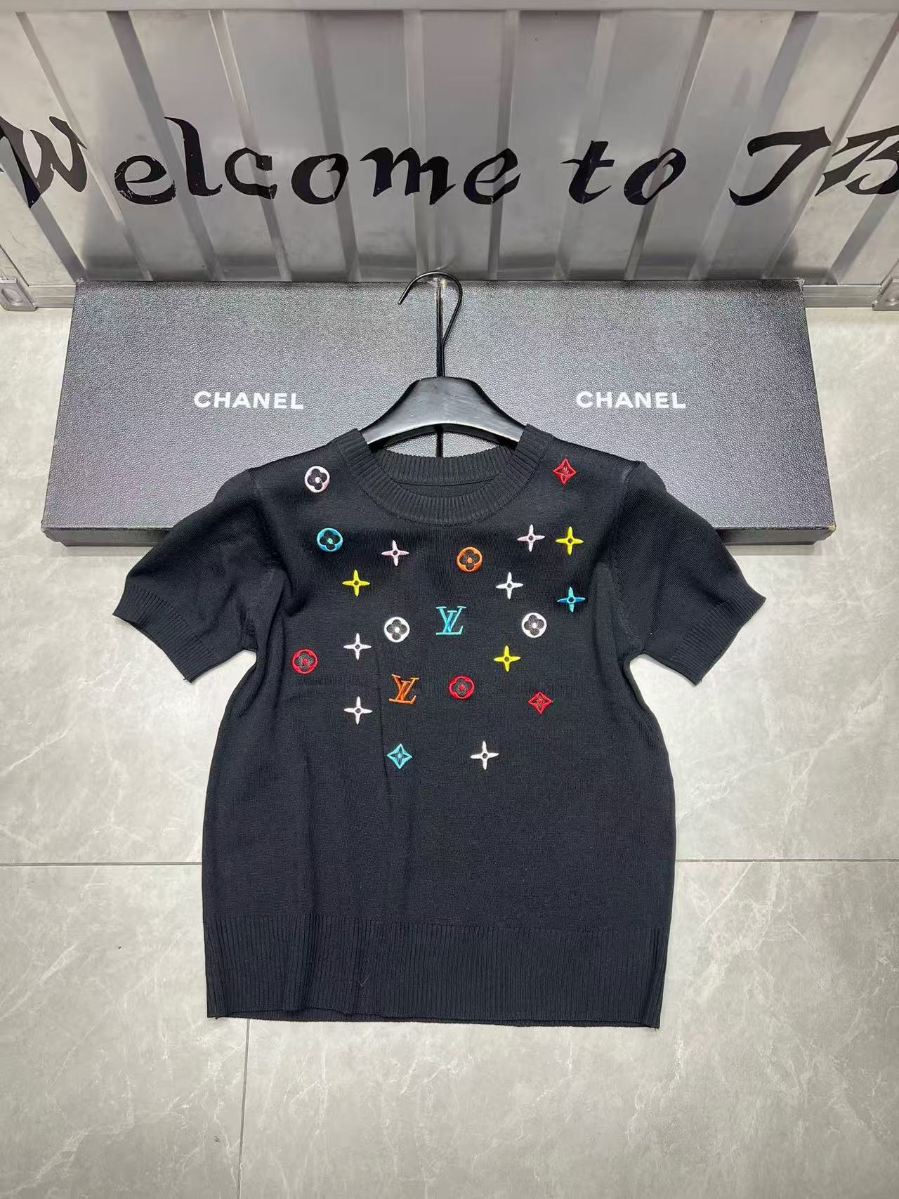 LV刺繍四つ葉のクローバー半袖セーター【50％割引+送料無料】