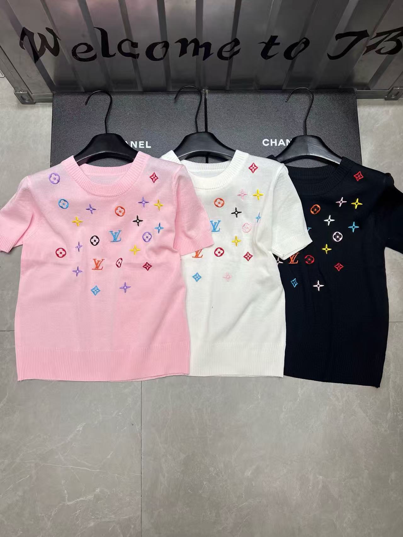 LV刺繍四つ葉のクローバー半袖セーター【50％割引+送料無料】