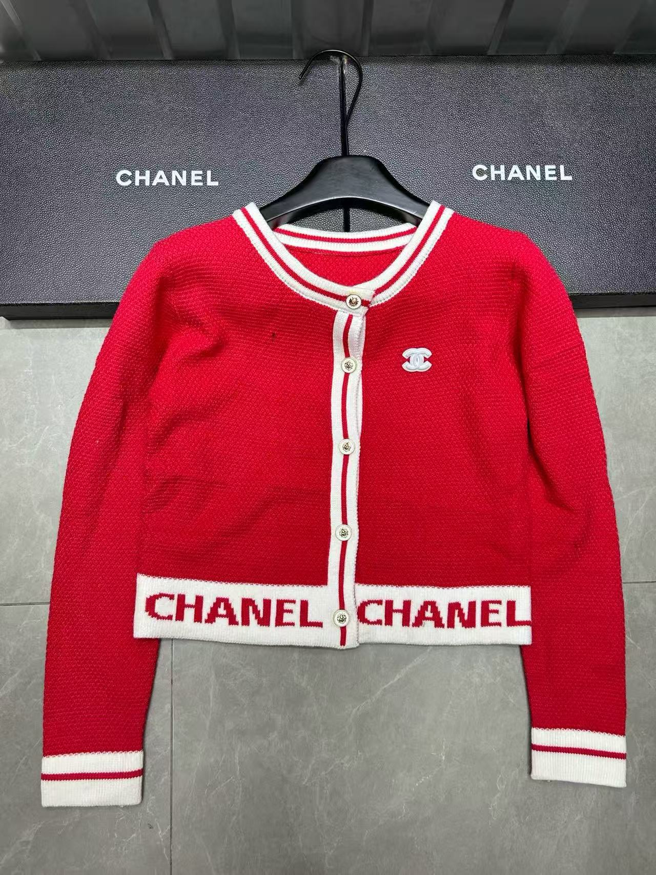 CHANE1 ダブルCレターウールカーディガン【50％割引+送料無料】