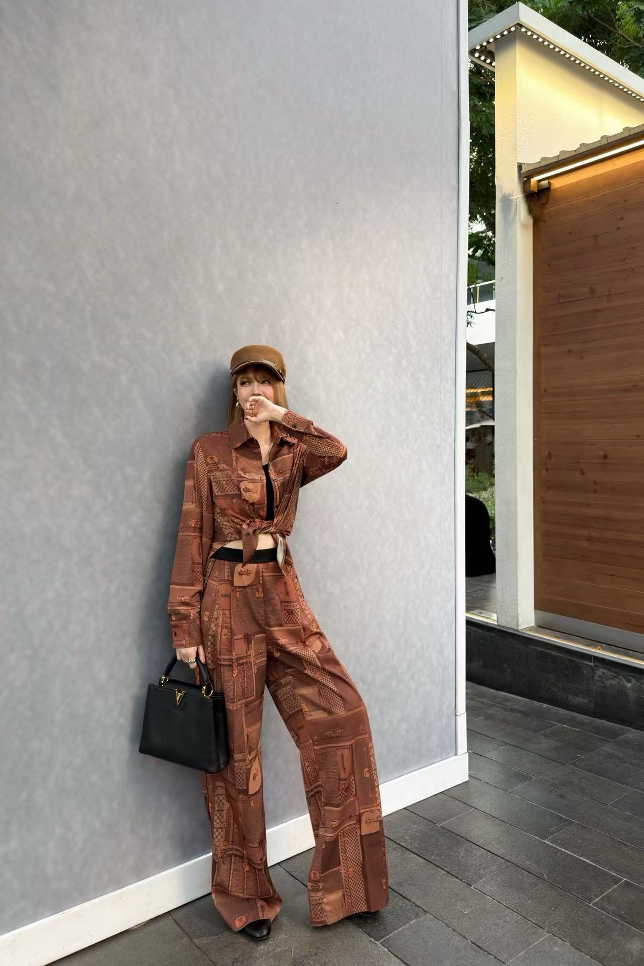 LVプリントシャツとパンツのツーピースセット【50％割引+送料無料】