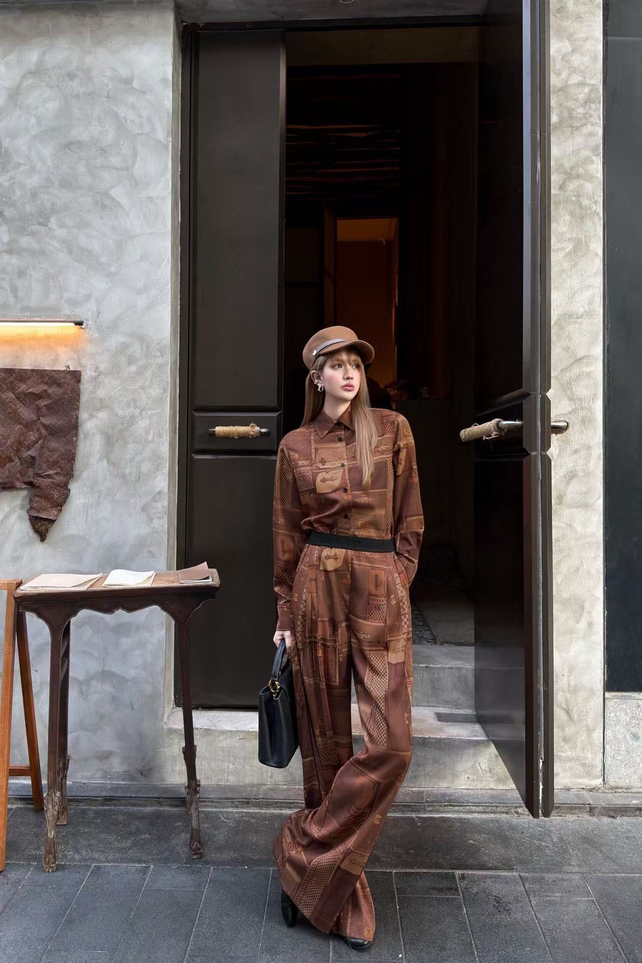 LVプリントシャツとパンツのツーピースセット【50％割引+送料無料】