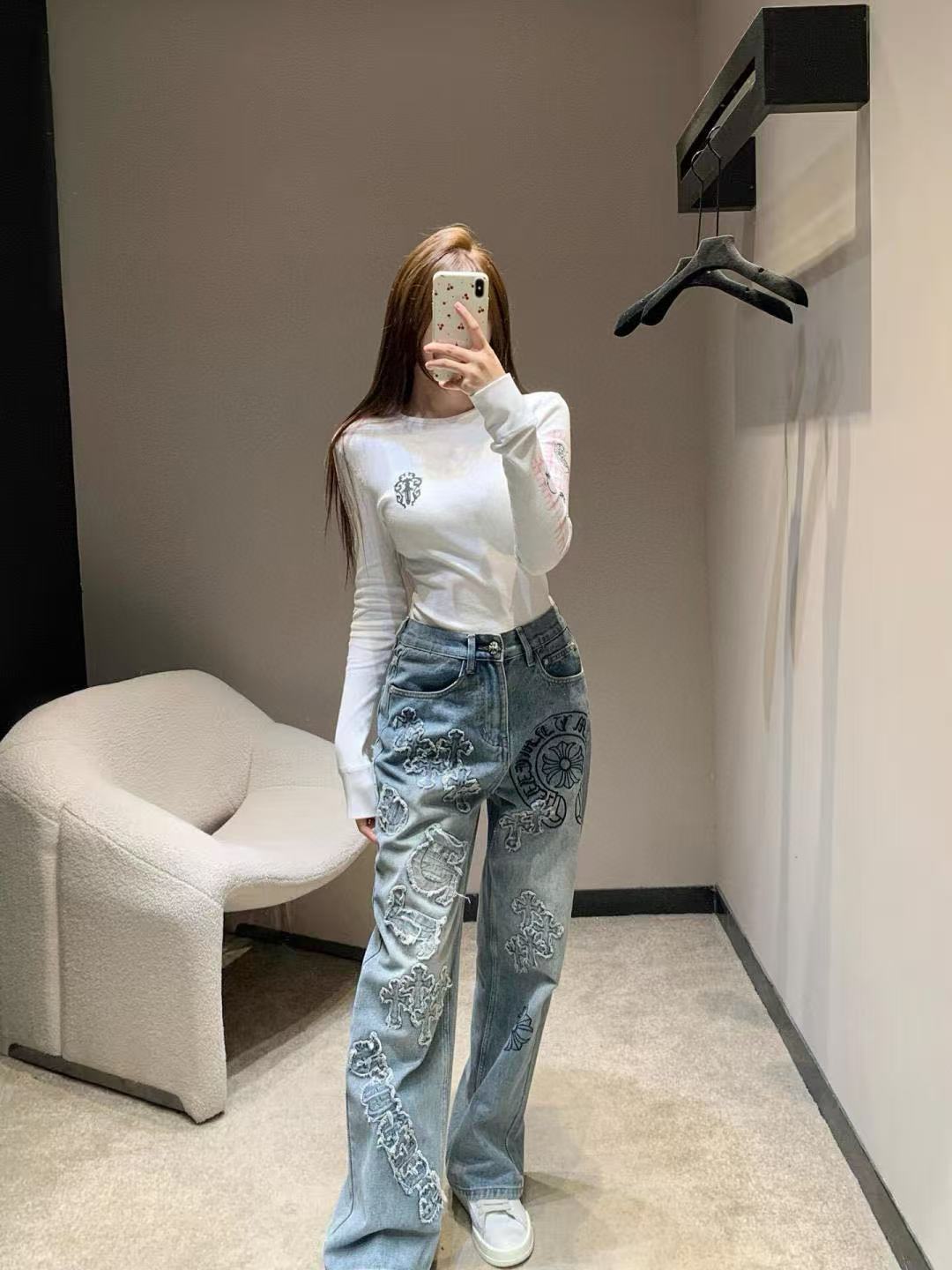 Chr0me Hearts刺繍入りジーンズ【50％割引+送料無料】