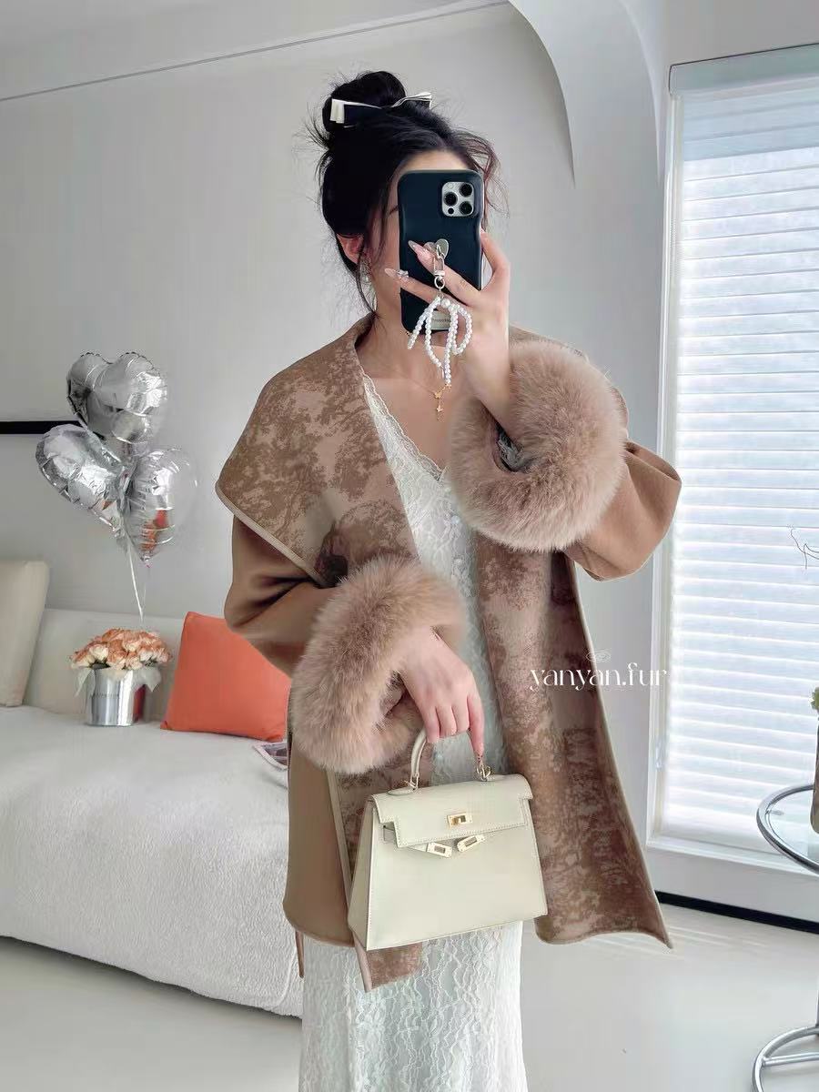 DIOR フォックスファー カシミアコート【50％割引+送料無料】