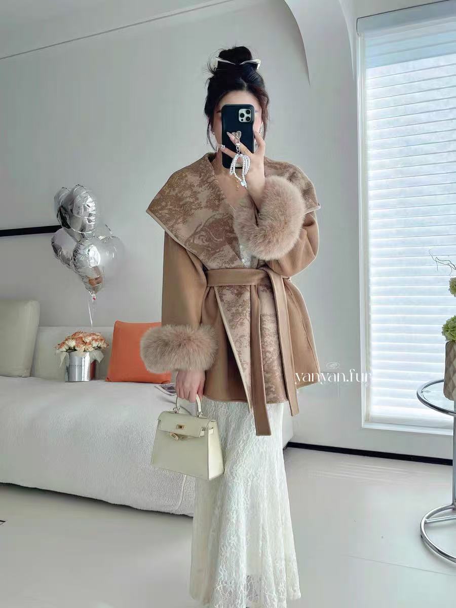 DIOR フォックスファー カシミアコート【50％割引+送料無料】