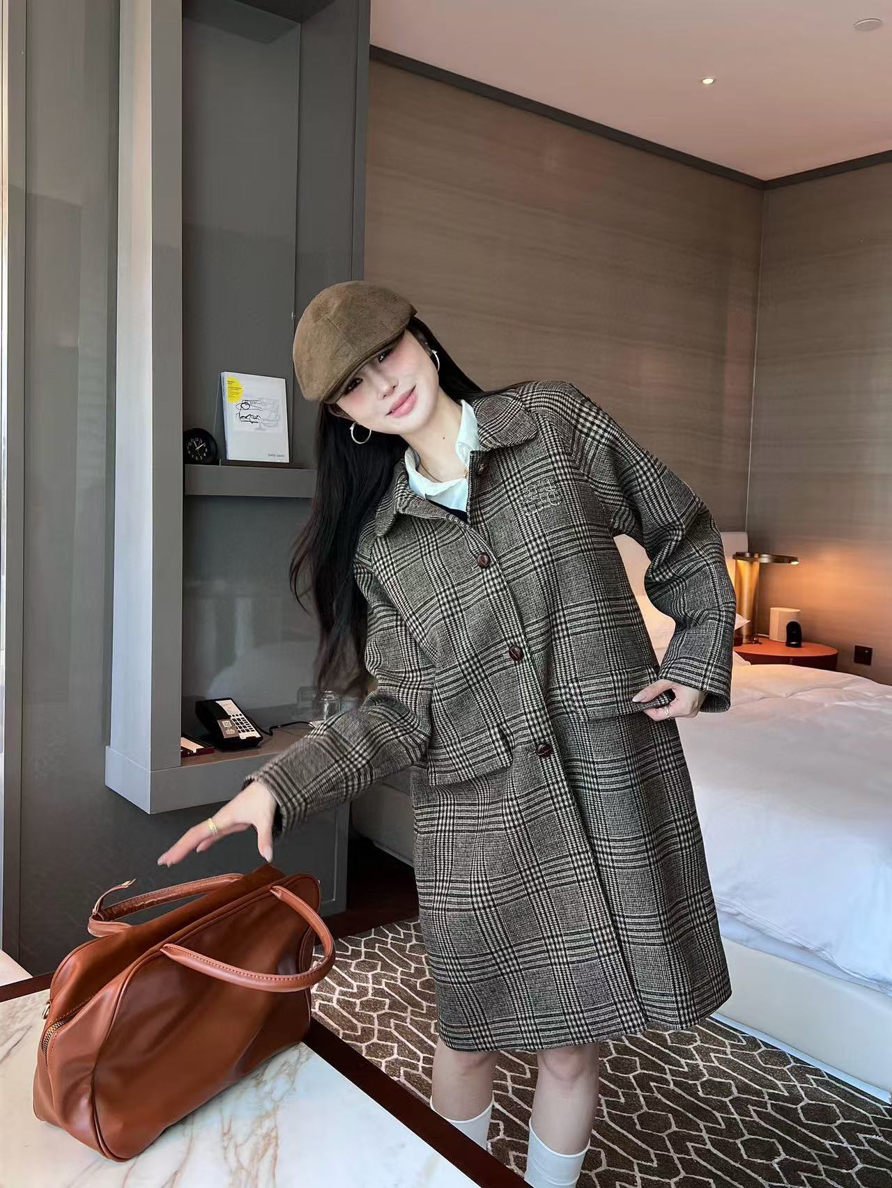 M1UM1U シンプルチェックロングコート【50％割引+送料無料】