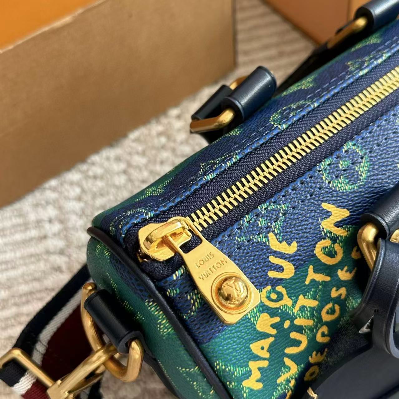 LVレザープリントハンドバッグ【50％割引+送料無料】