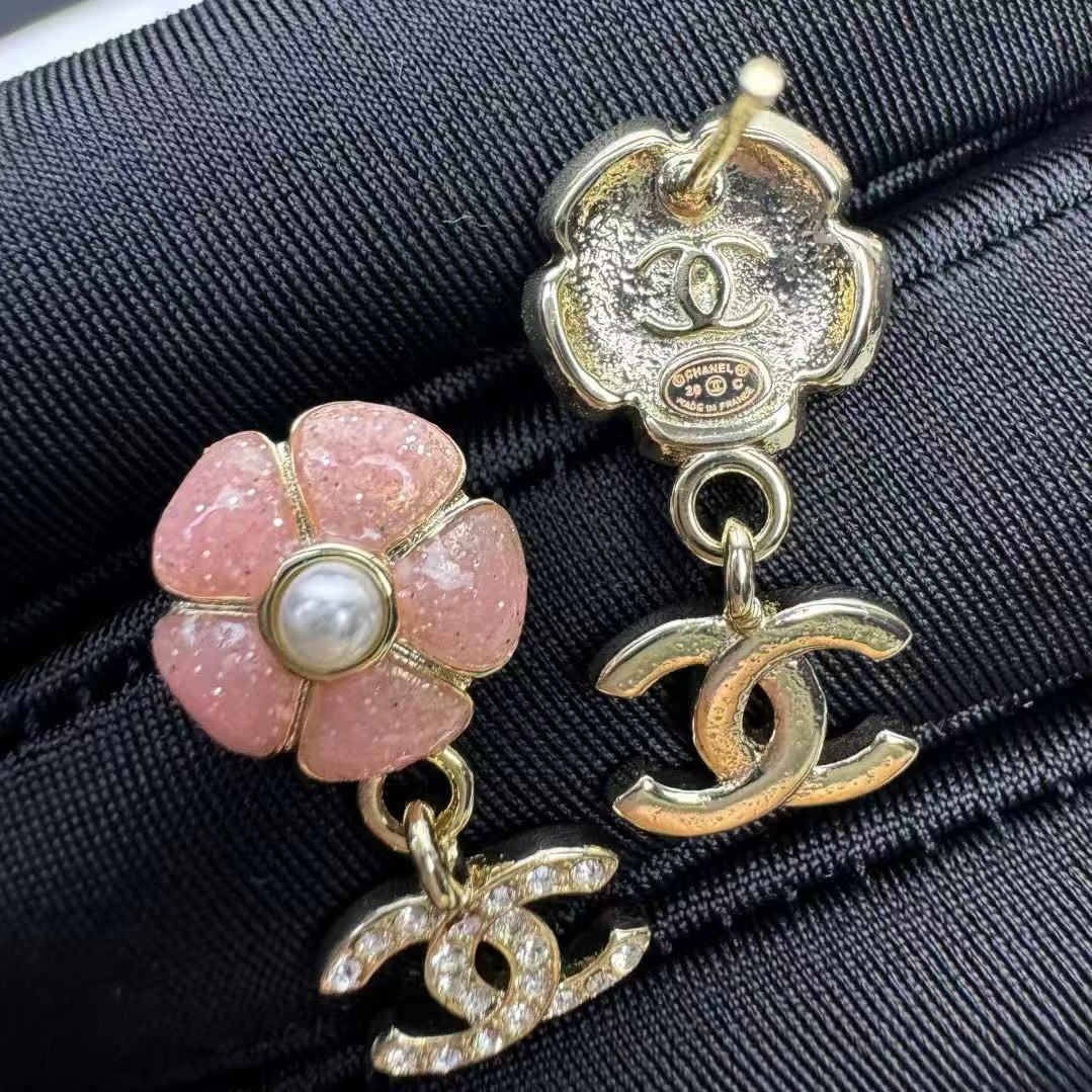 CHANE1 フラワー ダイヤモンドスタッズ ダブルC スタッドピアス【50％割引+送料無料】