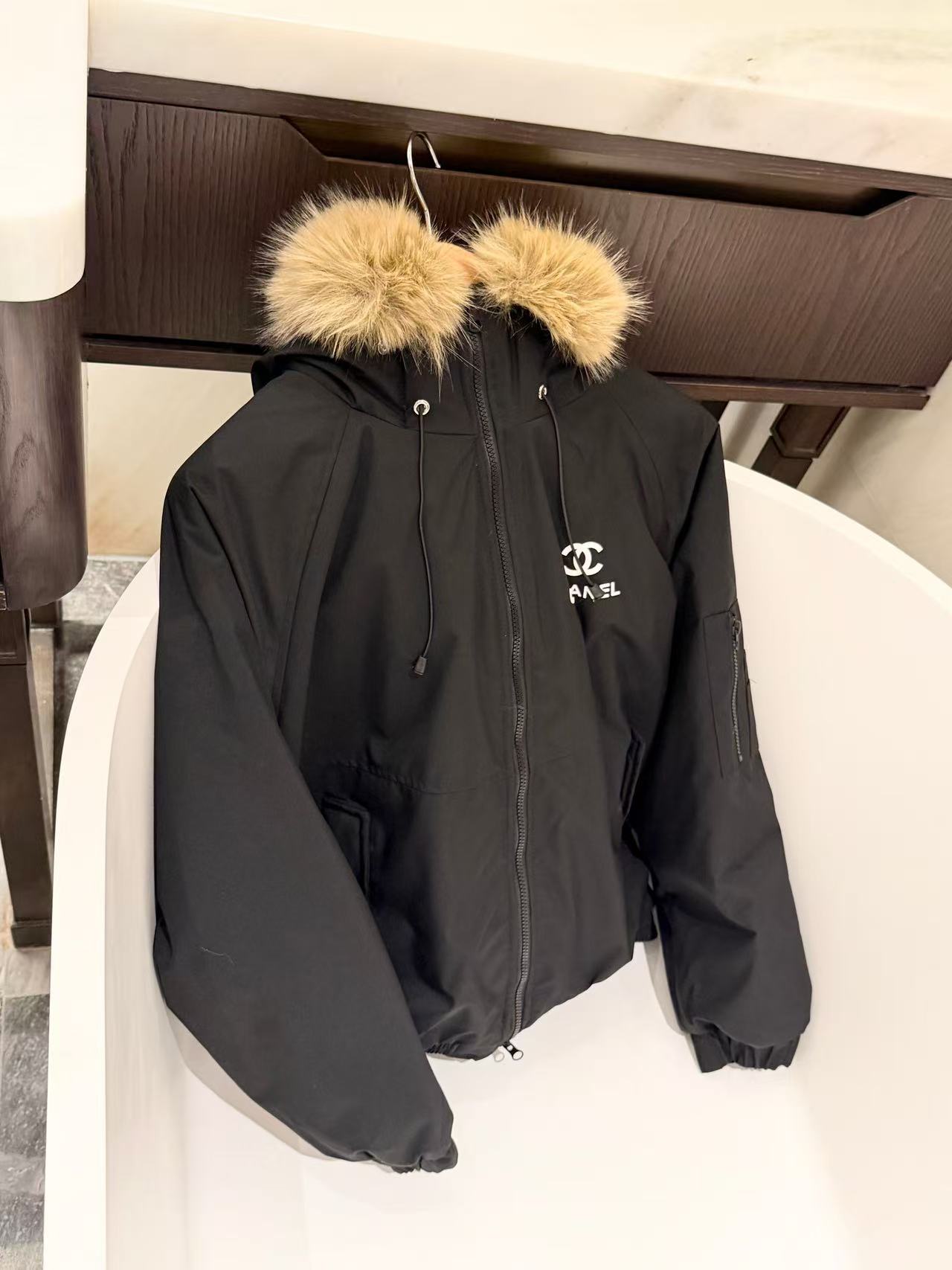 CHANE1 ファーカラーフードジャケット【50％割引+送料無料】