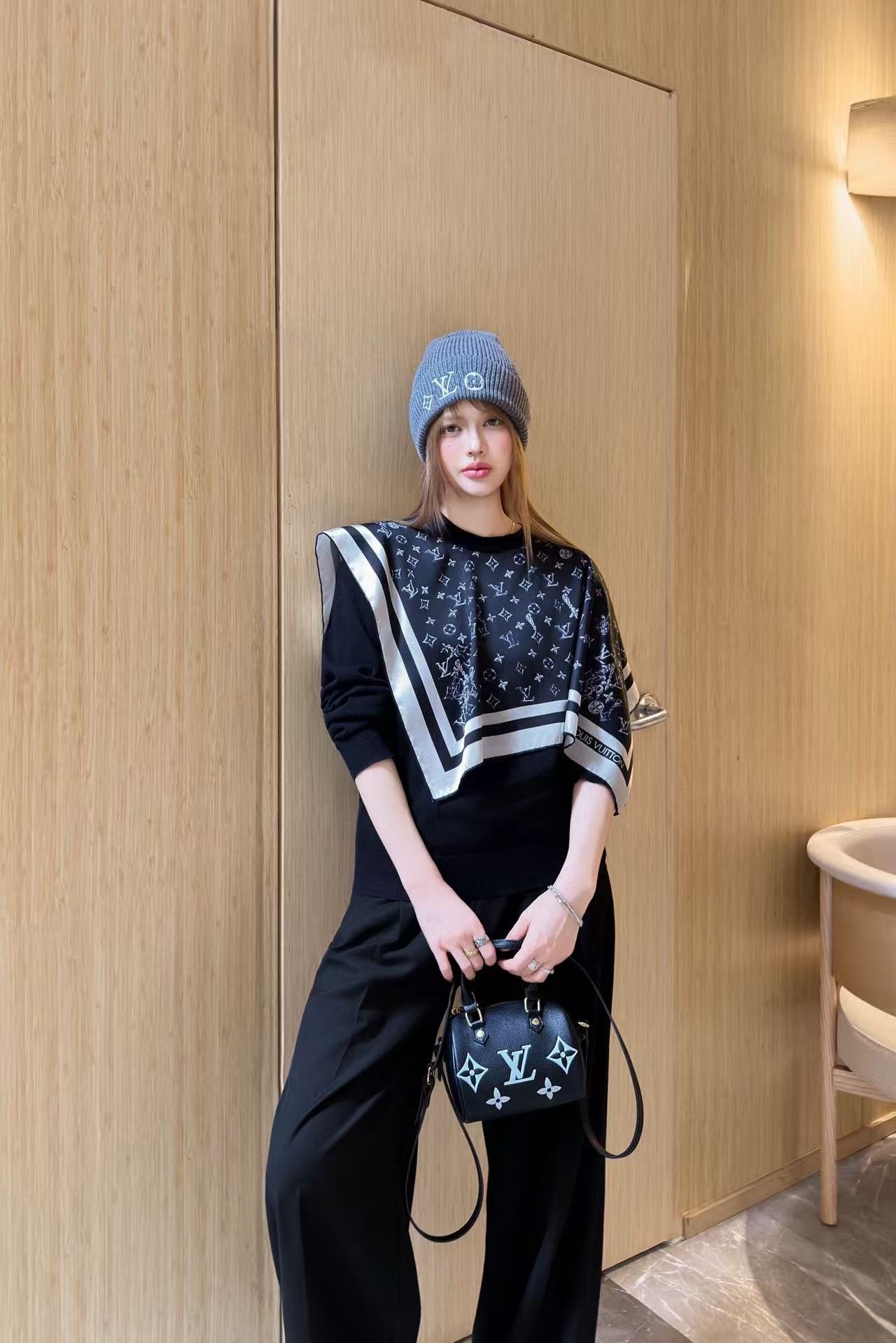 LVプリントスウェットシャツ【50％割引+送料無料】