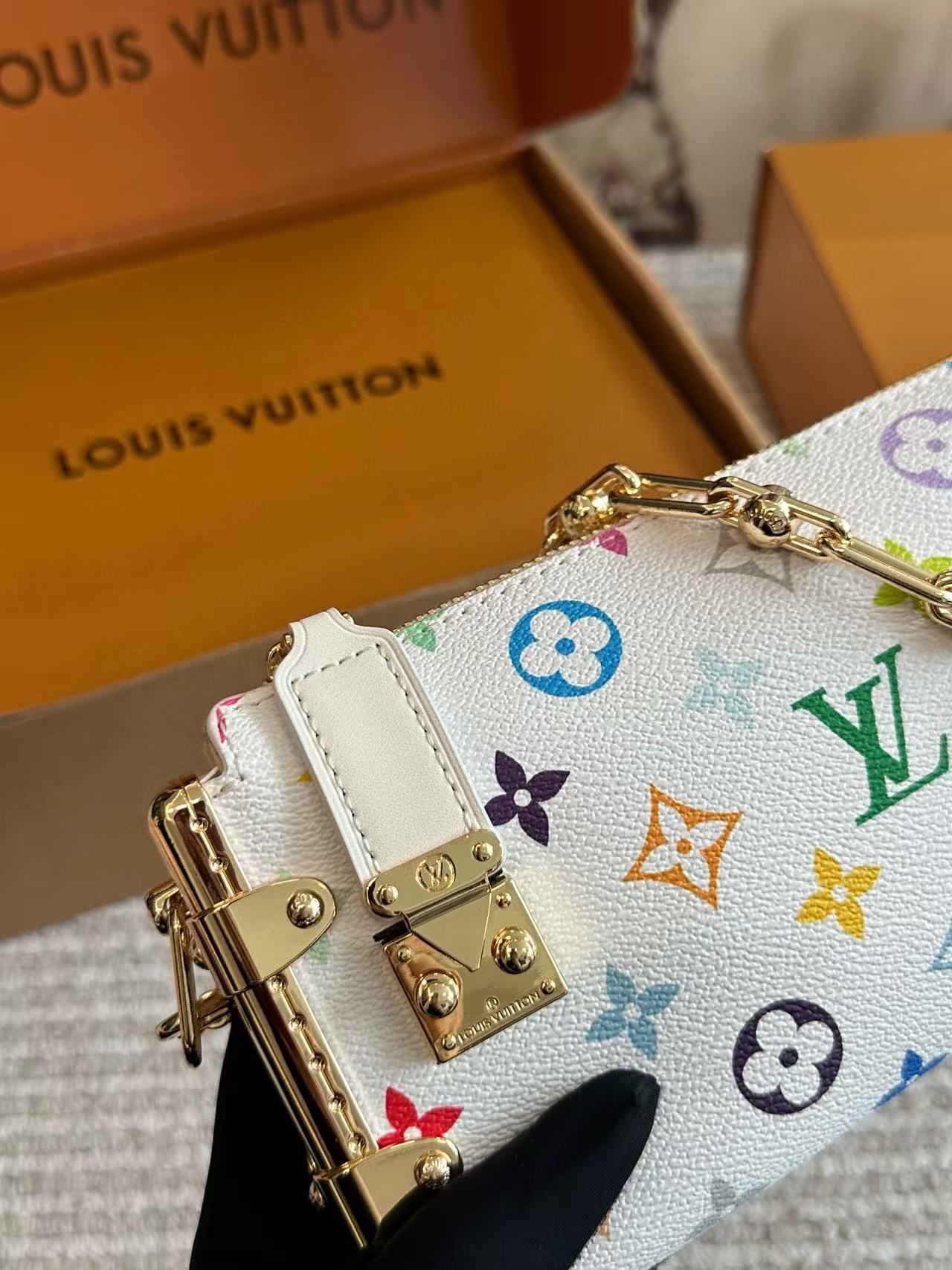 LV Side trunkチェーンバッグ【50％割引+送料無料】