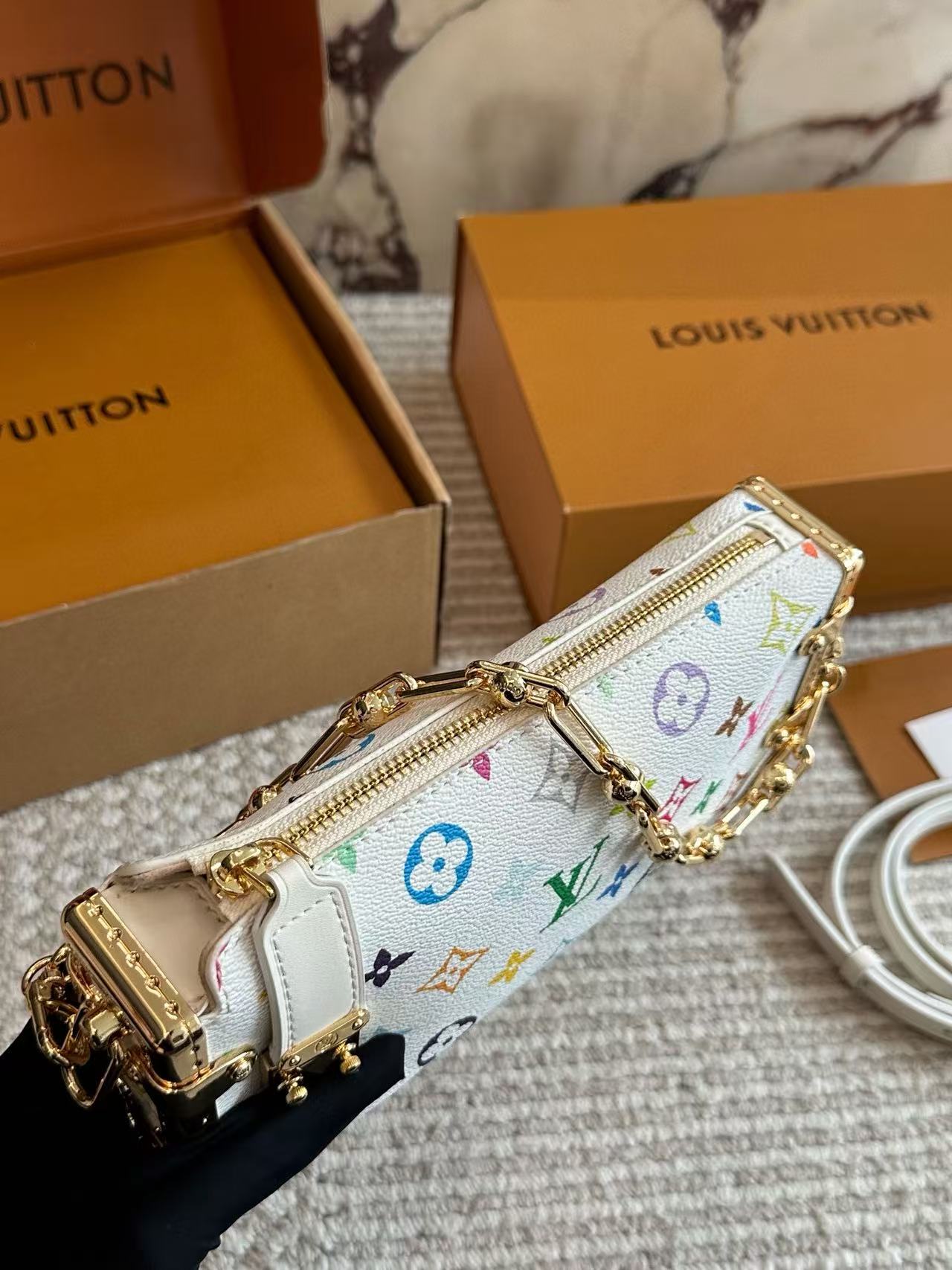 LV Side trunkチェーンバッグ【50％割引+送料無料】