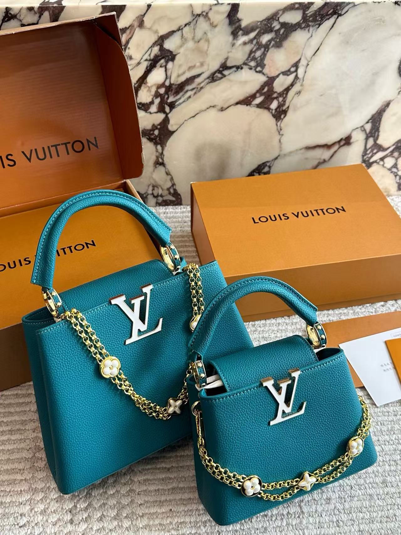 LV Capucinesハンドバッグ【50％割引+送料無料】
