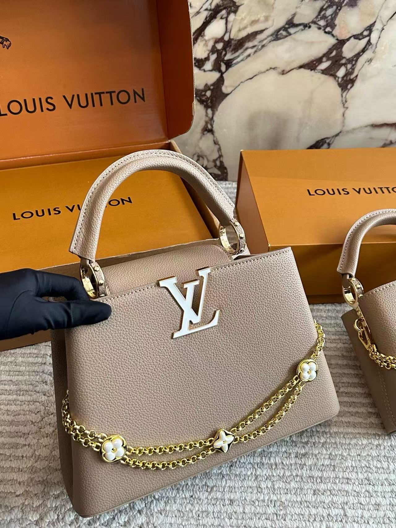 LV Capucinesハンドバッグ【50％割引+送料無料】