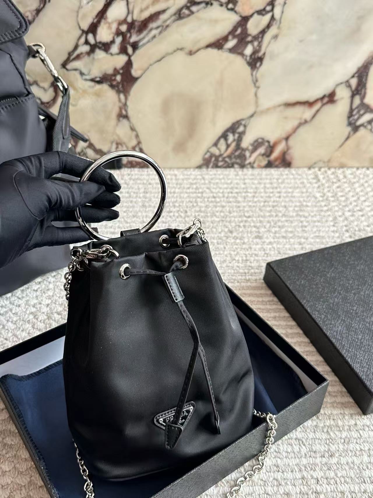 PR4DA チェーンキャンバスバケットトートバッグ【50％割引+送料無料】